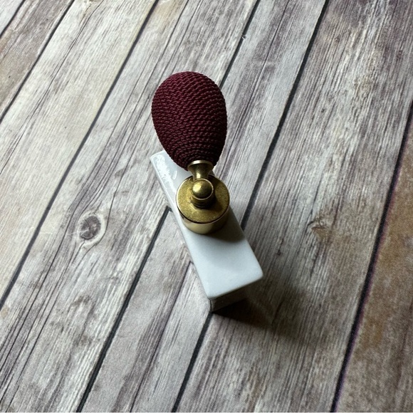 Vintage Empty Fragrance Perfume Bottle Pink Floral Taiwan Atomizer White Ceramic - Picture 8 of 11